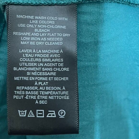 Welcome to my closet! - Picture 12 of 13